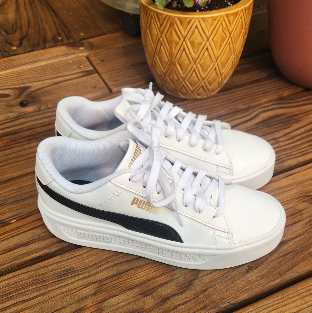 Puma Carina Sneakers Women 9.5 White Leather Platform Shoes Classic